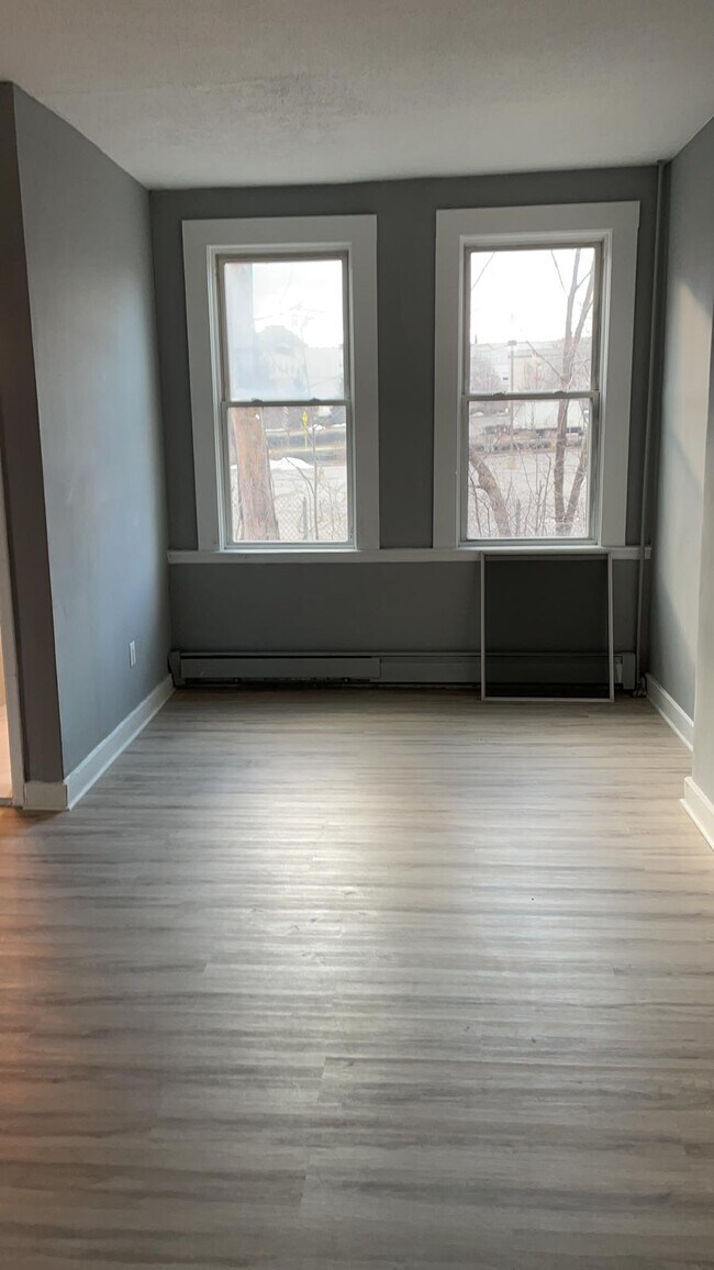 39 Spring St Rentals in Hartford, CT