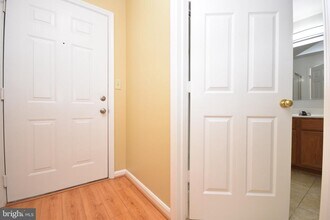 11000 Kinship Ct in Manassas, VA - Building Photo - Building Photo