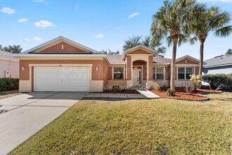 11709 Holly Creek Dr in Riverview, FL - Building Photo - Building Photo