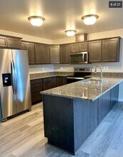 1402 S 34th St in Bellingham, WA - Building Photo - Building Photo