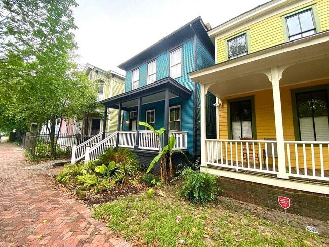 211 W 38th St in Savannah, GA - Building Photo - Building Photo