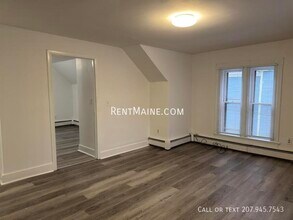 116 Elm St in Bangor, ME - Building Photo - Building Photo