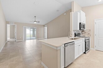 5 Seabury Pl in Palm Coast, FL - Building Photo - Building Photo