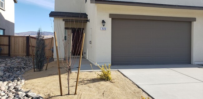 7920 Zorite Dr in Sparks, NV - Building Photo - Building Photo