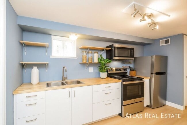 property at 1310 Corona St