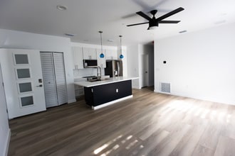 527 N Garden Ave in Clearwater, FL - Building Photo - Building Photo
