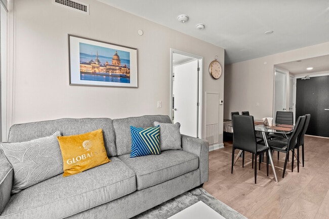 property at 542A Yonge St