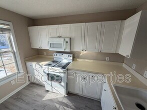 5750 Osprey Cove Dr in Raleigh, NC - Building Photo - Building Photo