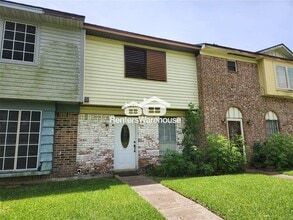 8936 Glacier Ave in Texas City, TX - Building Photo - Building Photo