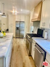 11321 Mississippi Ave in Los Angeles, CA - Building Photo - Building Photo