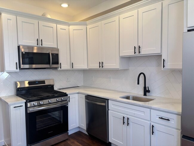 9124 Columbia Ave in North Bergen, NJ - Building Photo - Building Photo