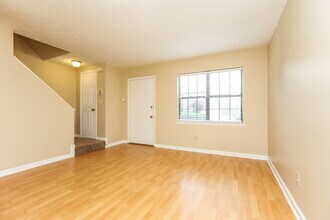 232 Thistle Ln in Nashville, TN - Building Photo - Building Photo