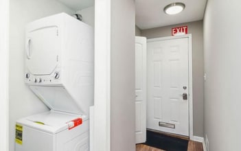 412 N Washington St in Baltimore, MD - Building Photo - Building Photo