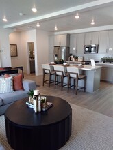 11472 S Hollybrook Loop in South Jordan, UT - Building Photo - Building Photo