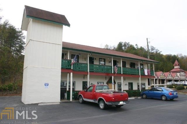 8063 S Main St in Helen, GA - Foto de edificio - Building Photo