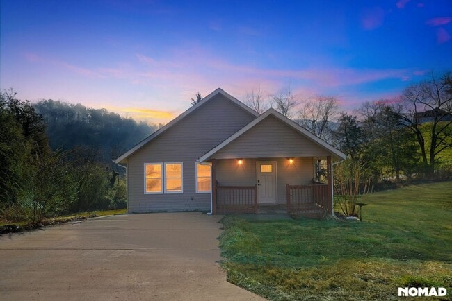 2246 Green Acres Cir in Sevierville, TN - Foto de edificio - Building Photo