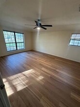 117 Greenbriar St in Weatherford, TX - Building Photo - Building Photo