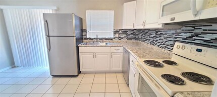 980 Canal View Blvd in Port Orange, FL - Building Photo - Building Photo