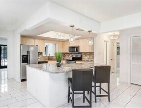 6181 39th Ave N in St. Petersburg, FL - Building Photo - Building Photo