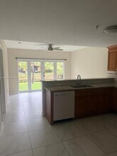 11585 NW 36th St in Coral Springs, FL - Building Photo - Building Photo