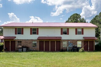 1500 N Archusa Ave in Quitman, MS - Foto de edificio - Building Photo