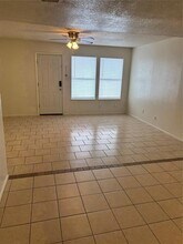3205 Las Vegas Trail in Fort Worth, TX - Building Photo - Building Photo
