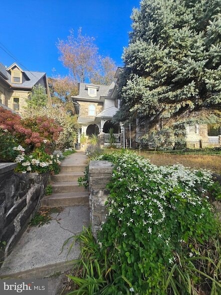 133 E Mt Airy Ave, Unit 3 in Philadelphia, PA - Building Photo - Building Photo