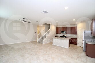 1537 S Loren Ln in Gilbert, AZ - Building Photo - Building Photo