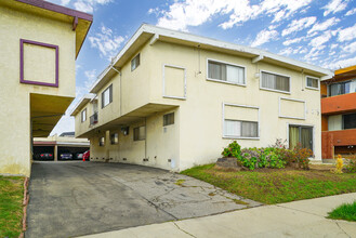 625 E Queen St in Inglewood, CA - Building Photo - Building Photo