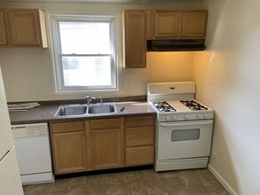 4210 Raspe Ave in Baltimore, MD - Building Photo - Building Photo