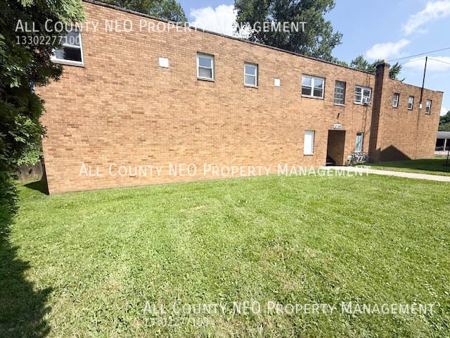 property at 2116 Market Ave N