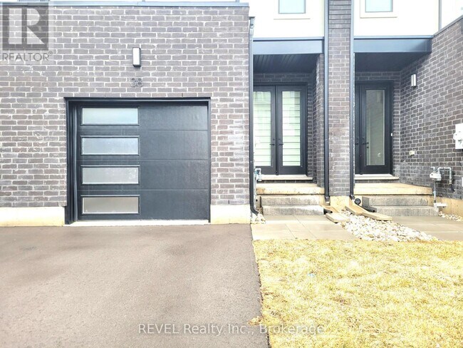 38 Keystone Trail in Welland, ON - Building Photo - Building Photo