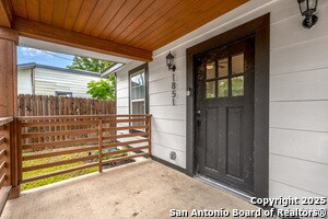 1851 Dawson St in San Antonio, TX - Building Photo - Building Photo