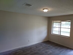 59 Charmingdale Dr N in Monroe, LA - Building Photo - Building Photo