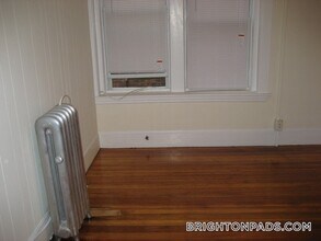 35 South St, Unit 08 in Boston, MA - Building Photo - Building Photo