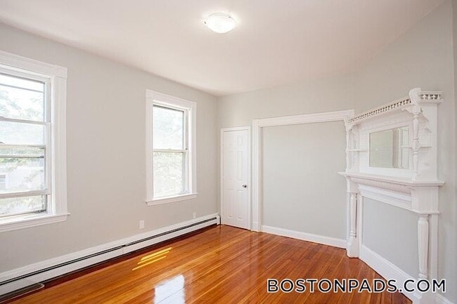 147 Columbia St, Unit 2L in Cambridge, MA - Building Photo - Building Photo