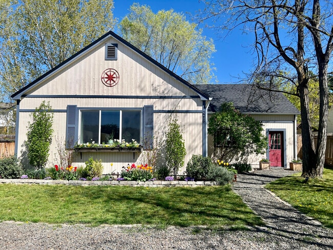 property at 2216 S Longmont Ave