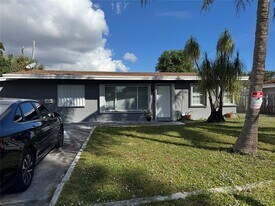 1631 NE 32nd St in Pompano Beach, FL - Building Photo