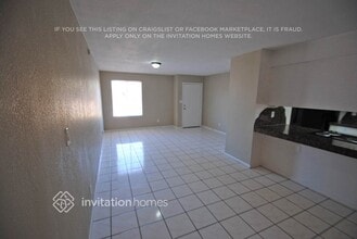 7007 W Vernon Ave in Phoenix, AZ - Building Photo - Building Photo