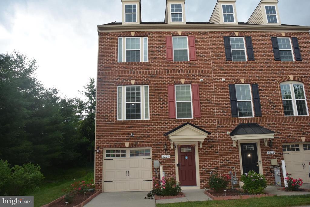 3224 Vogel Rd in Ellicott City, MD - Building Photo