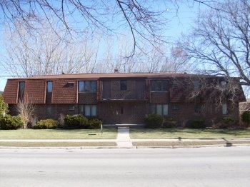 1690 Western Ave in Green Bay, WI - Building Photo