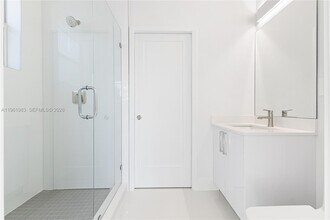 21326 Old Cutler Rd in Cutler Bay, FL - Building Photo - Building Photo