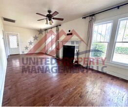 207 N Alameda St in Carlsbad, NM - Building Photo - Building Photo