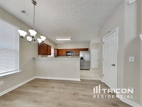 4664 Parkway Cir in Atlanta, GA - Building Photo - Building Photo
