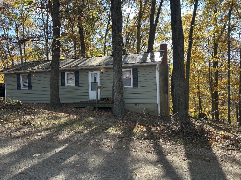 2441 Township Rd 145 NE in Somerset, OH - Building Photo