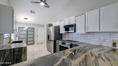 10867 W Chino Dr in Sun City, AZ - Building Photo - Building Photo