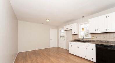 883 Milling Rd in Mocksville, NC - Building Photo - Building Photo