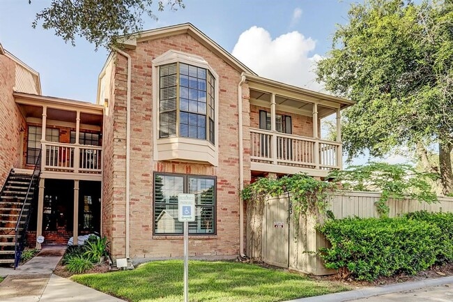 2255 Braeswood Park Dr