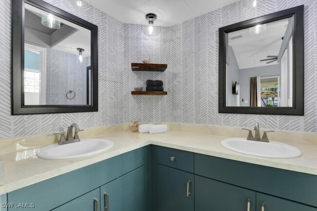 property at 1624 SW 44th Terrace