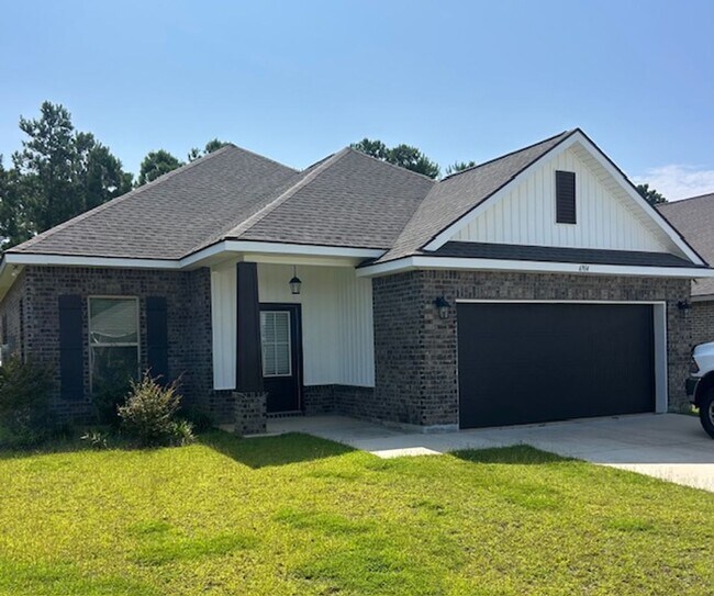 property at 6914 Summerset Dr